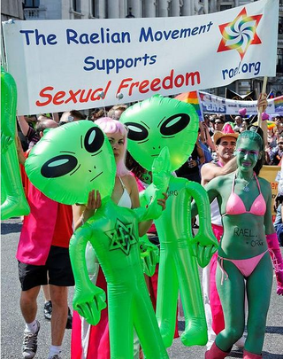 Illustration for article titled Meet the Raelians: Inside the World's Strangest — and Nicest — UFO Sex Clone Religion